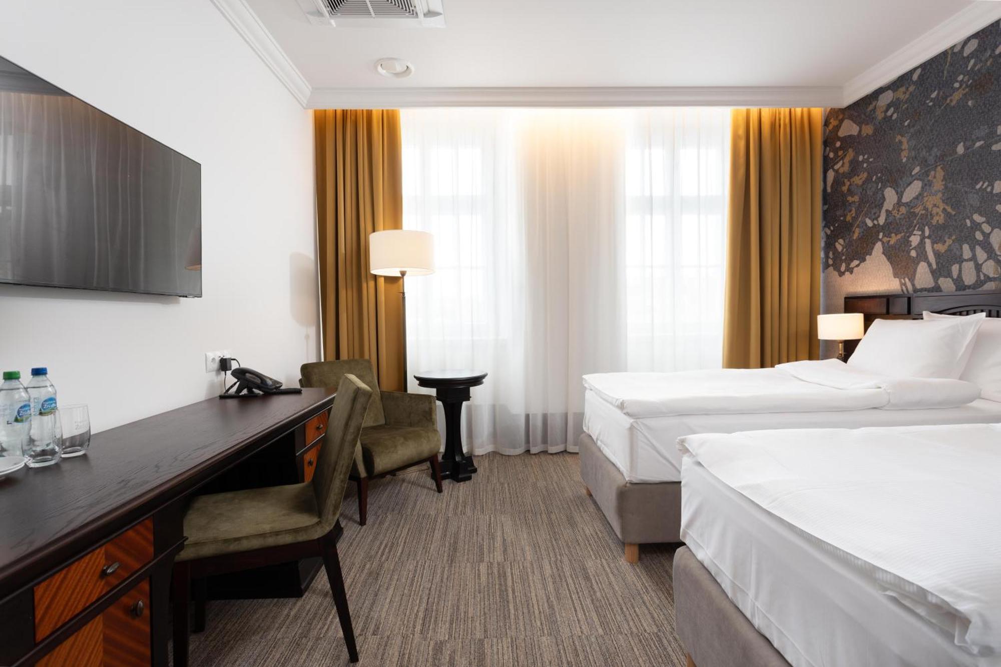 Brovaria Hotel Stary Rynek - Old Town Square 3* Poznan